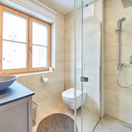 Goodlife 1 سالباخ هينترغليم